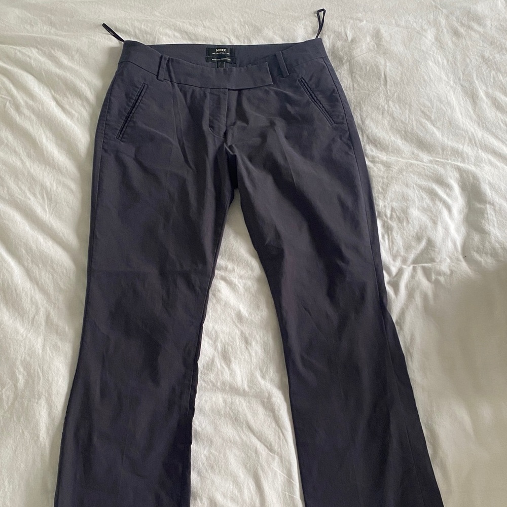 Stylish Dark Gray Chinos for Men